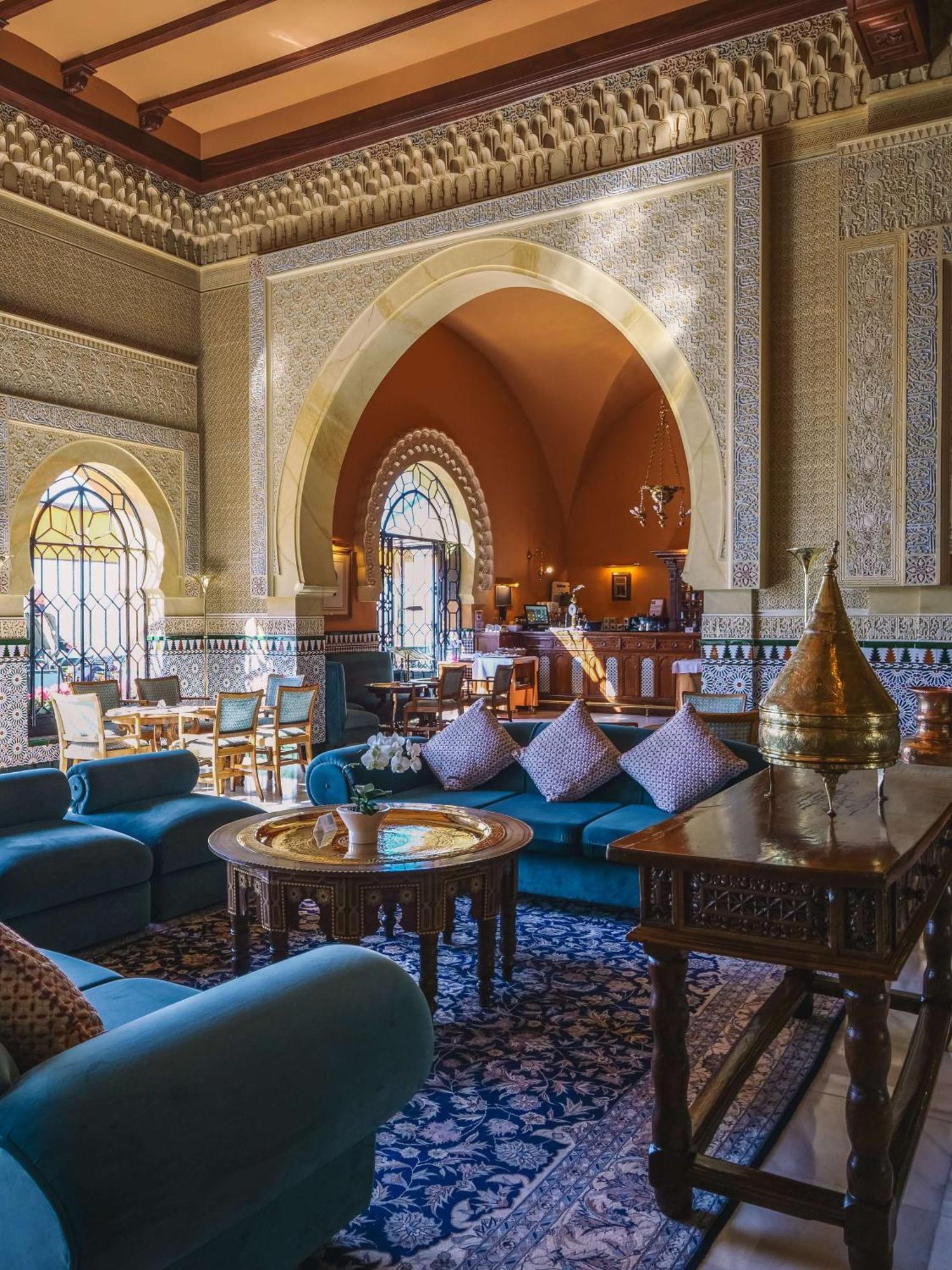Alhambra Palace Hotel Granada Esterno foto The hotel's lobby
