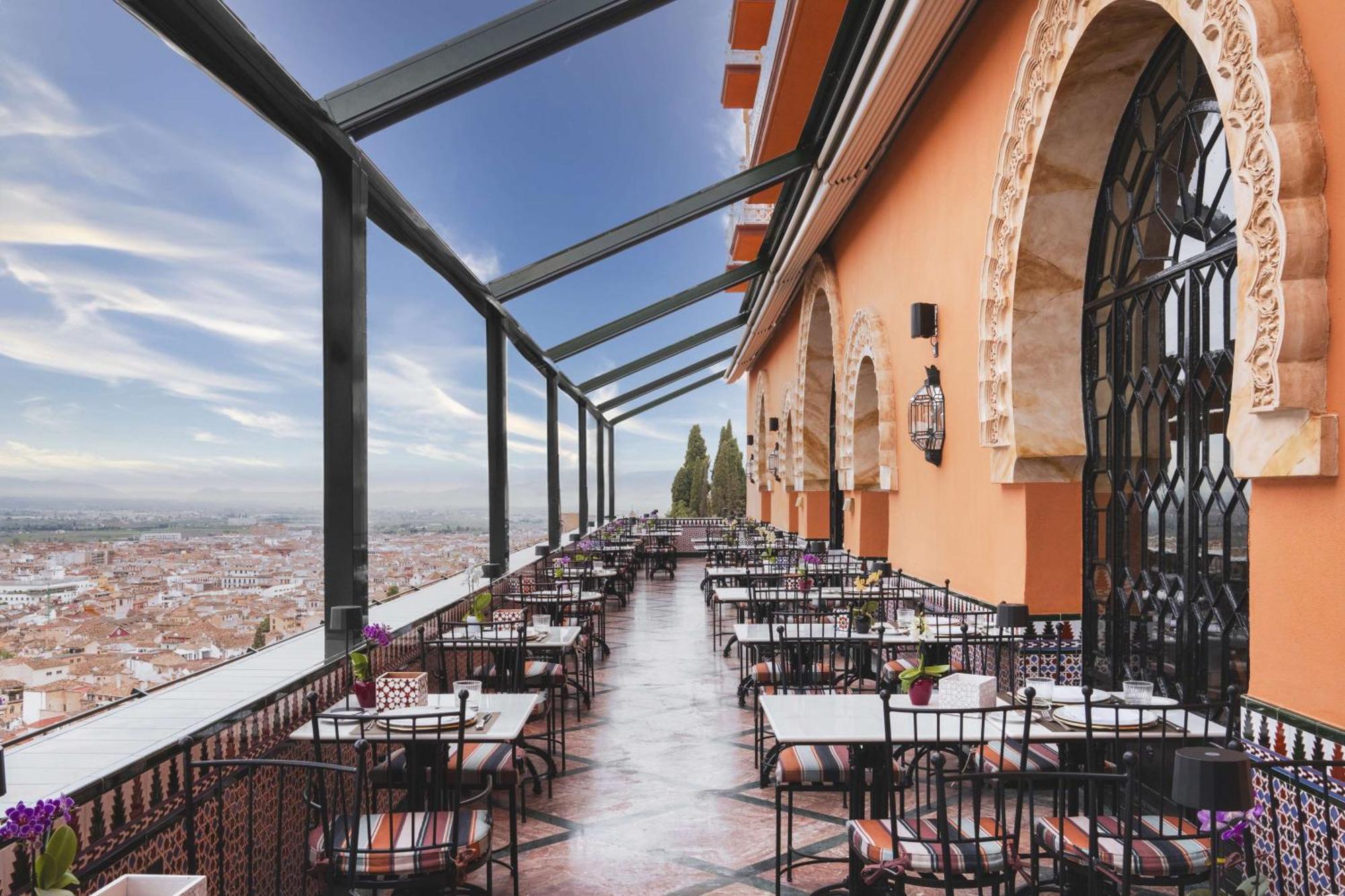 Alhambra Palace Hotel Granada Esterno foto The restaurant